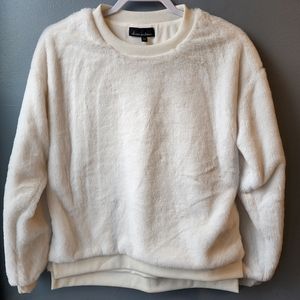 Alison Andrews Women's Crew Neck Faux Fur Sweatshirt